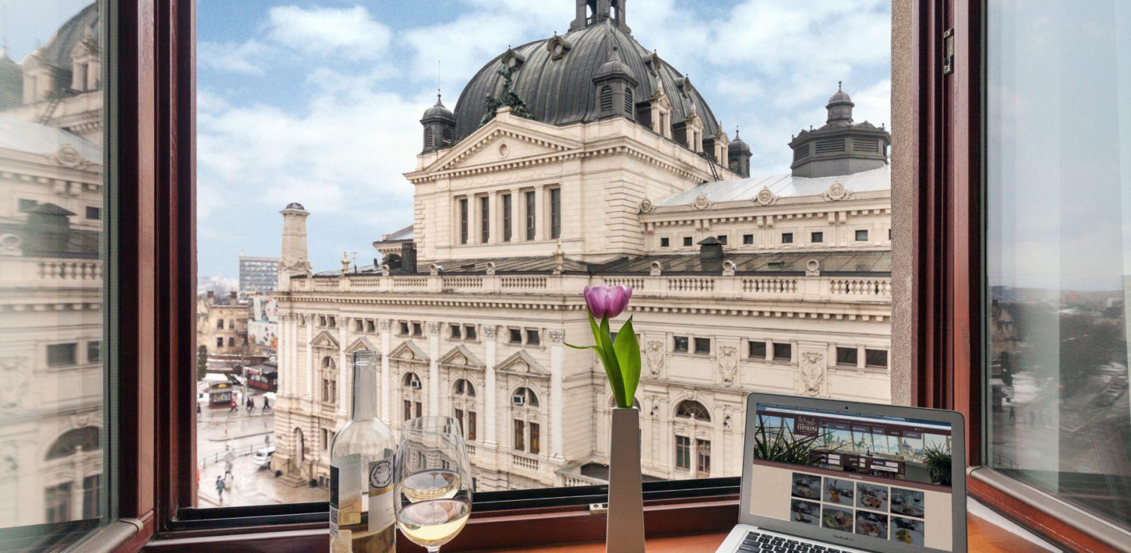 Panorama Lviv Hotel Εξωτερικό φωτογραφία