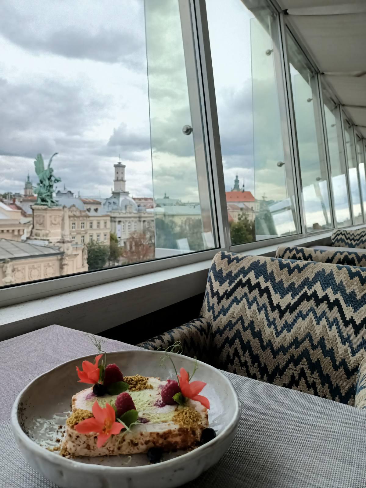 Panorama Lviv Hotel Εξωτερικό φωτογραφία